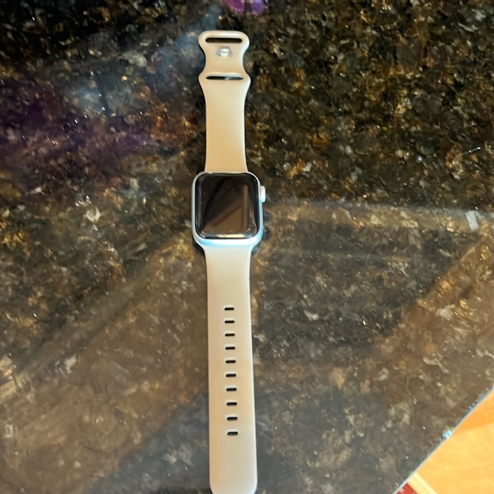 Series 4 Apple Watch 40 MM